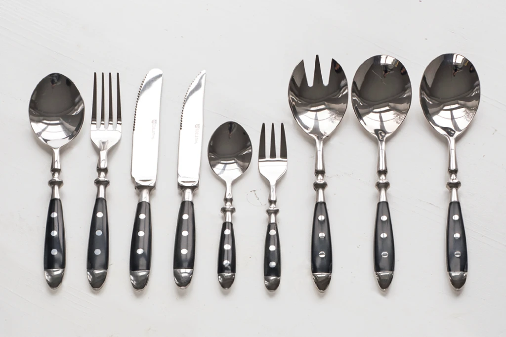 Fur die erste Wohnung - Backenbesteck